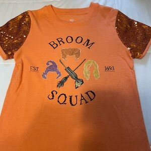 Girls Hocus Pocus “Broom Squad” shirt. Size Large 10/12